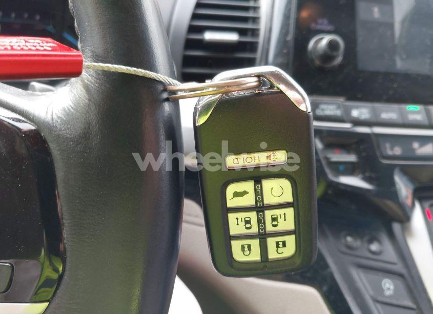 Photo 11 of 2019 Honda Odyssey ELITE (VIN 5FNRL6H93KB021160)