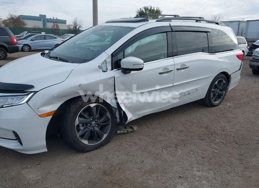 Photo 6 of 2024 Honda Odyssey ELITE (VIN 5FNRL6H93RB000285)