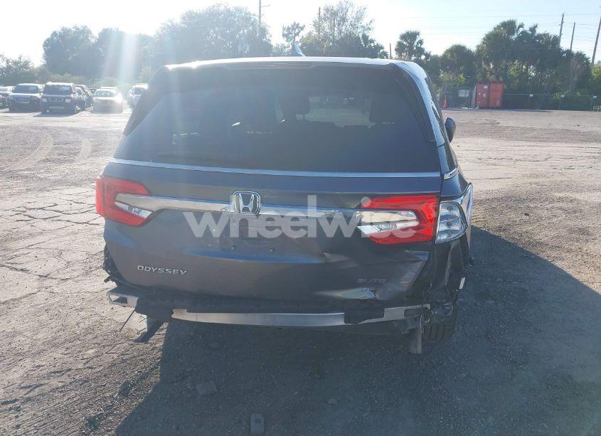 Photo 17 of 2018 Honda Odyssey ELITE (VIN 5FNRL6H94JB018640)