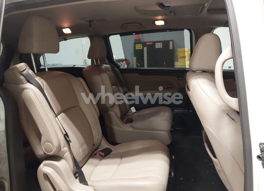 Photo 8 of 2018 Honda Odyssey ELITE (VIN 5FNRL6H94JB034739)