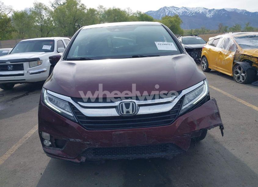 Photo 12 of 2018 Honda Odyssey ELITE (VIN 5FNRL6H94JB067479)