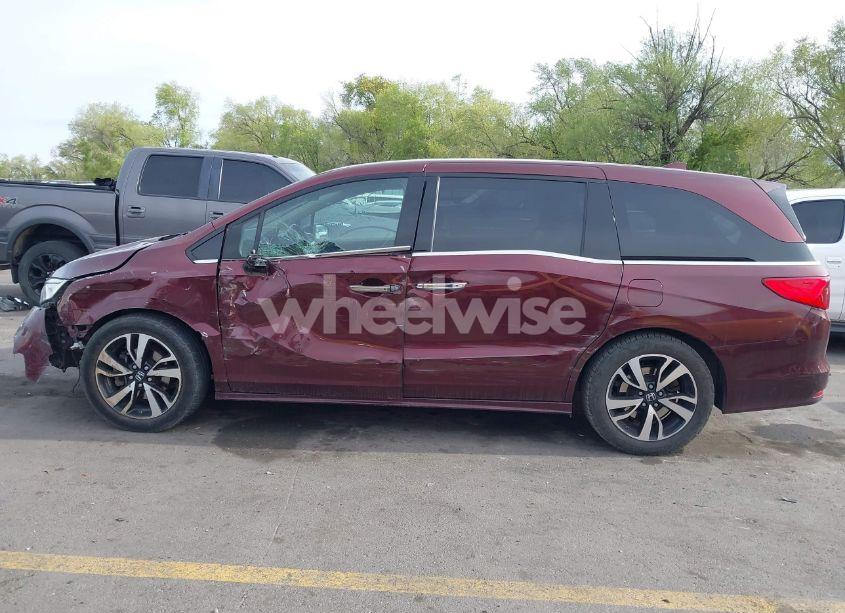 Photo 14 of 2018 Honda Odyssey ELITE (VIN 5FNRL6H94JB067479)