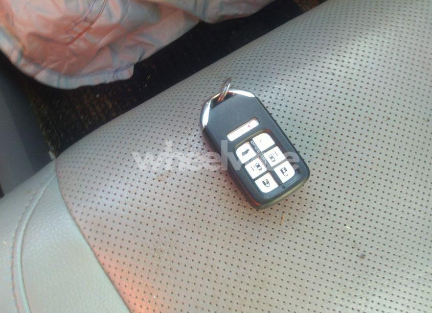 Photo 11 of 2018 Honda Odyssey ELITE (VIN 5FNRL6H95JB073176)