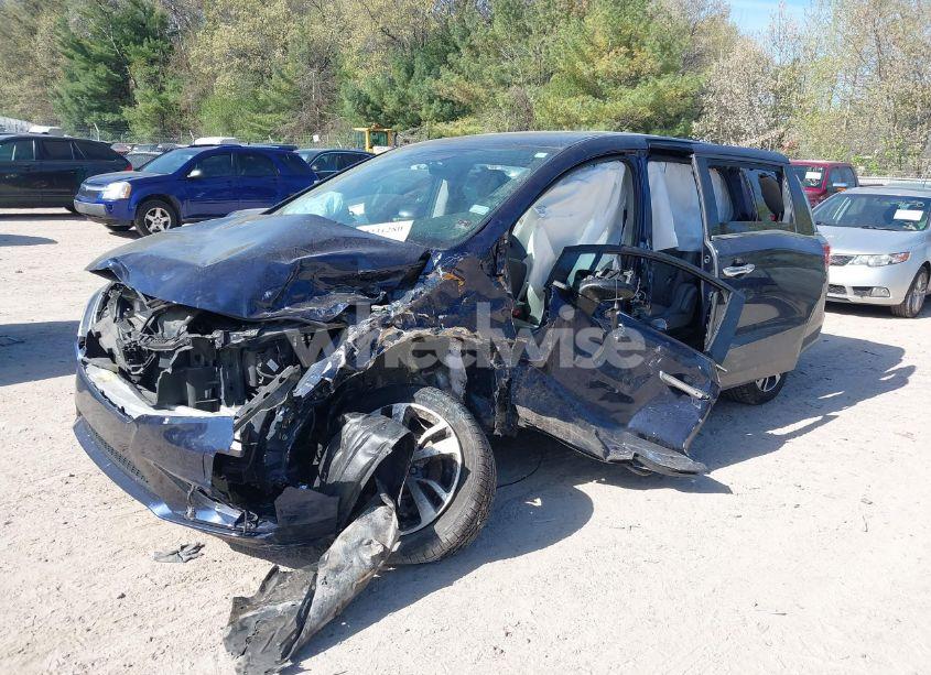 Photo 2 of 2020 Honda Odyssey ELITE (VIN 5FNRL6H95LB052590)