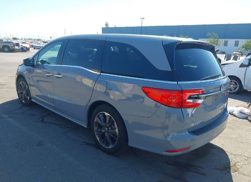 Photo 3 of 2023 Honda Odyssey ELITE (VIN 5FNRL6H95PB014296)