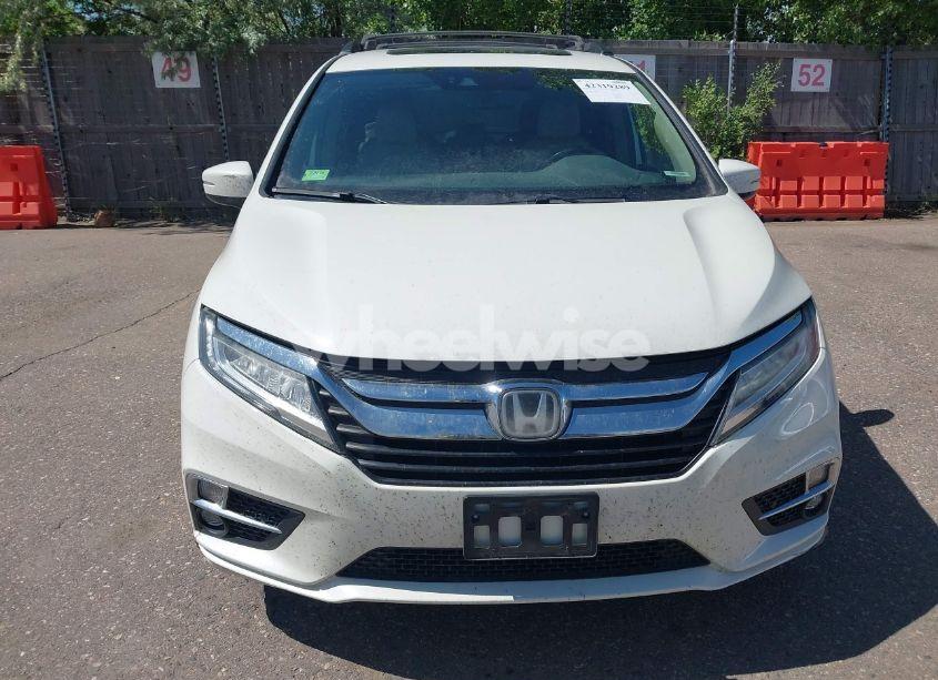 Photo 12 of 2018 Honda Odyssey ELITE (VIN 5FNRL6H96JB080220)