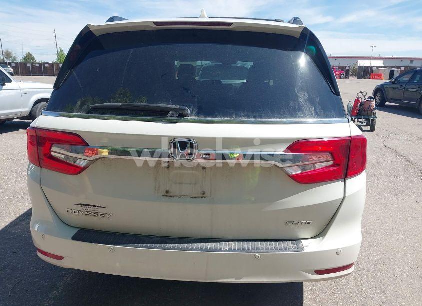 Photo 16 of 2018 Honda Odyssey ELITE (VIN 5FNRL6H96JB080220)