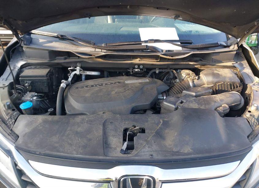 Photo 10 of 2019 Honda Odyssey ELITE (VIN 5FNRL6H96KB080865)