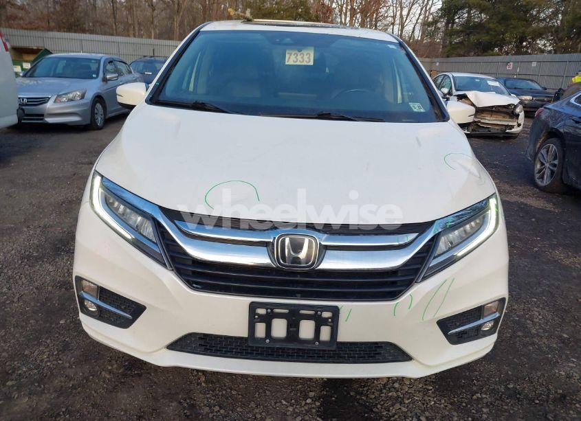 Photo 12 of 2018 Honda Odyssey ELITE (VIN 5FNRL6H97JB027638)