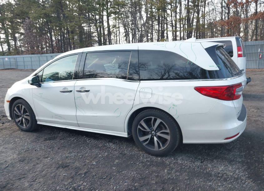 Photo 14 of 2018 Honda Odyssey ELITE (VIN 5FNRL6H97JB027638)