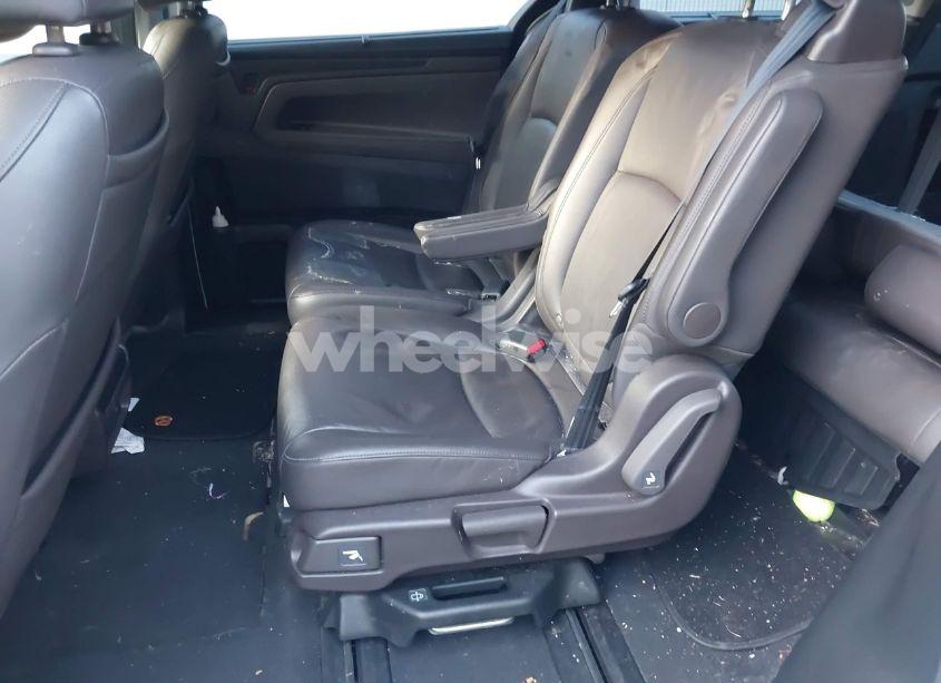Photo 8 of 2018 Honda Odyssey ELITE (VIN 5FNRL6H97JB027638)
