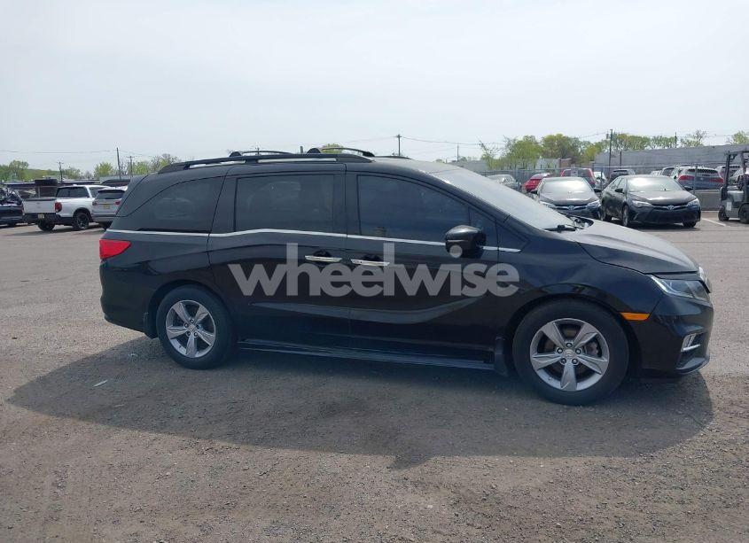 Photo 13 of 2018 Honda Odyssey ELITE (VIN 5FNRL6H97JB052748)