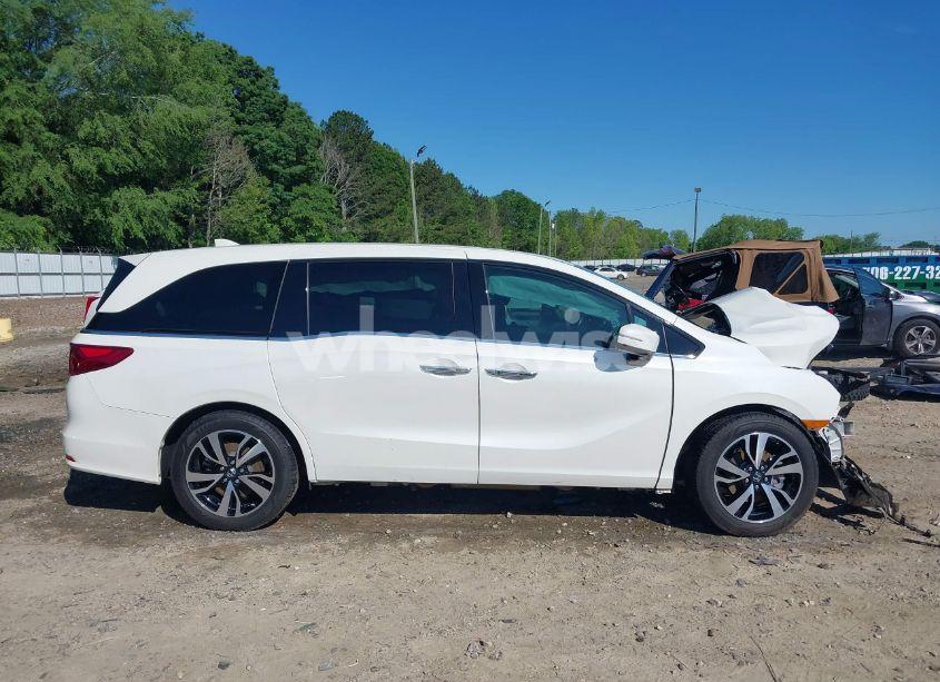 Photo 14 of 2018 Honda Odyssey ELITE (VIN 5FNRL6H97JB084776)