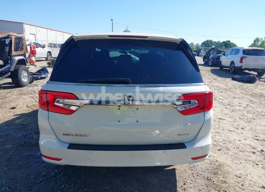 Photo 17 of 2018 Honda Odyssey ELITE (VIN 5FNRL6H97JB084776)