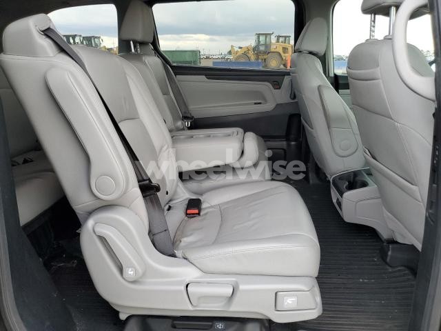 Photo 2 of 2019 HONDA ODYSSEY ELITE (VIN 5FNRL6H97KB000456)