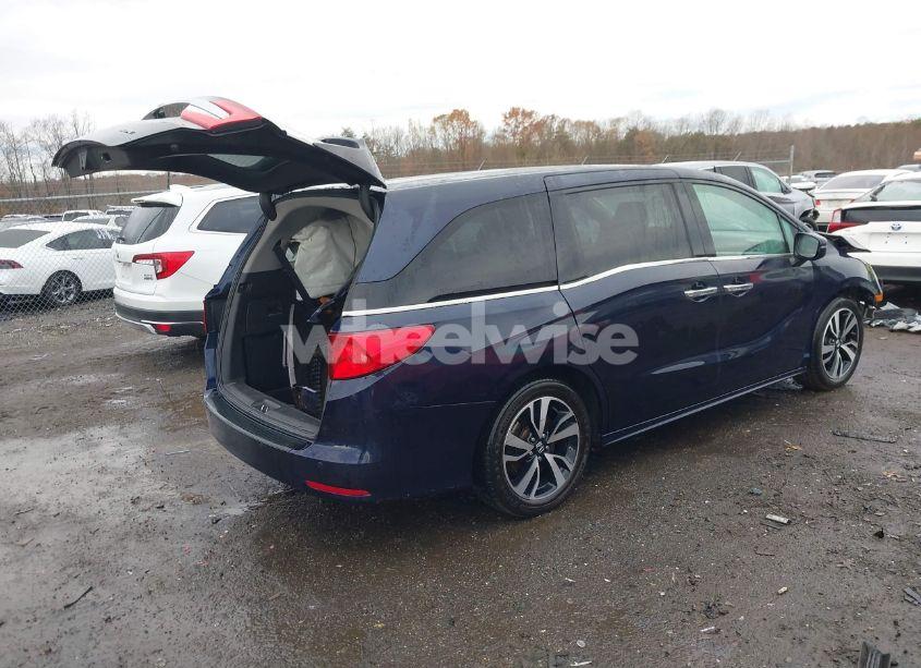 Photo 4 of 2019 Honda Odyssey ELITE (VIN 5FNRL6H97KB081393)