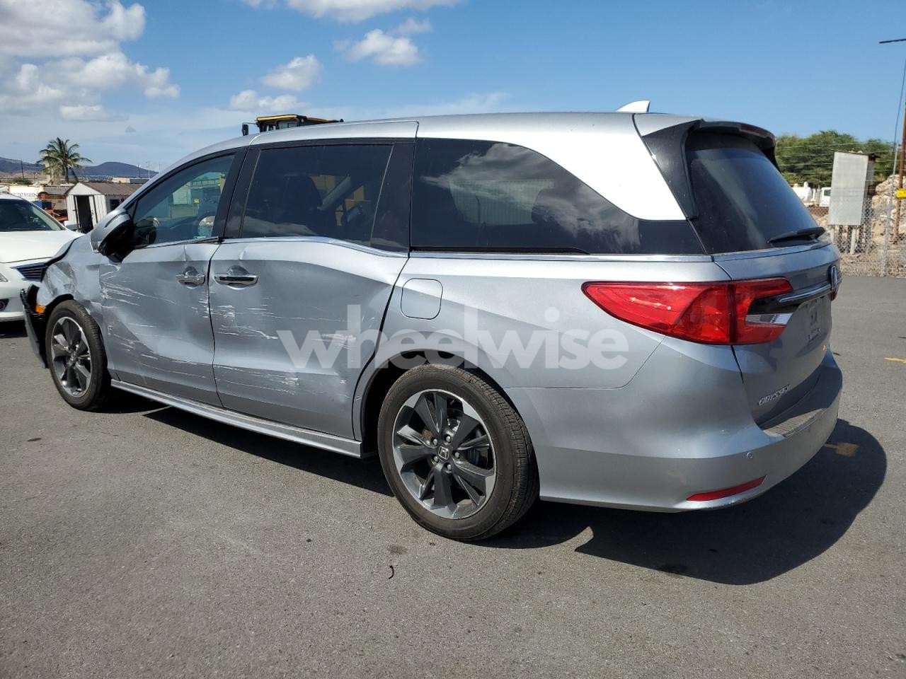 Photo 2 of 2024 HONDA ODYSSEY ELITE (VIN 5FNRL6H97RB008387)