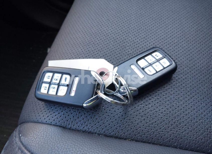 Photo 11 of 2018 Honda Odyssey ELITE (VIN 5FNRL6H98JB018141)