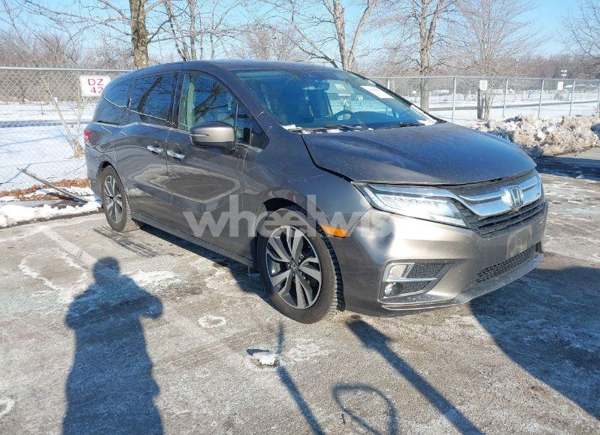 2018 Honda Odyssey ELITE (VIN 5FNRL6H98JB019693) main photo