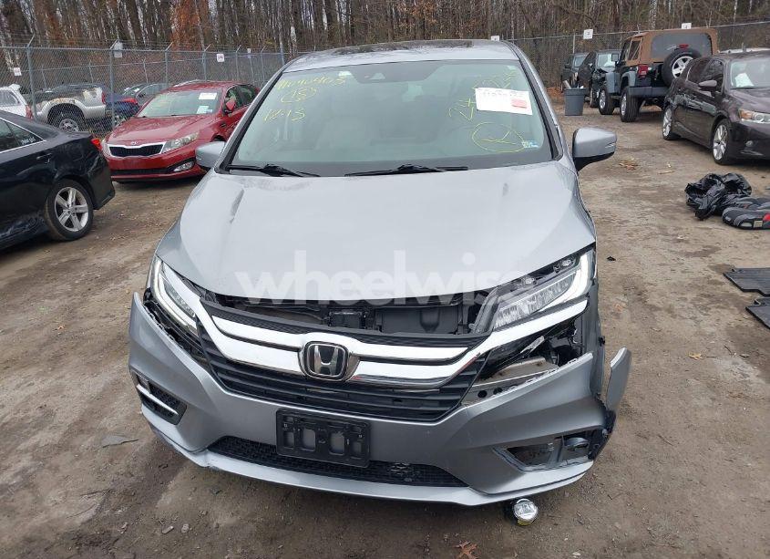 Photo 12 of 2018 Honda Odyssey ELITE (VIN 5FNRL6H98JB023680)