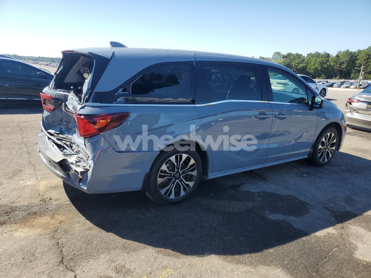 Photo 3 of 2025 HONDA ODYSSEY ELITE (VIN 5FNRL6H98SB050170)