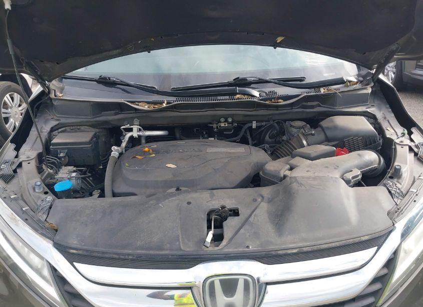 Photo 10 of 2018 Honda Odyssey ELITE (VIN 5FNRL6H99JB054968)