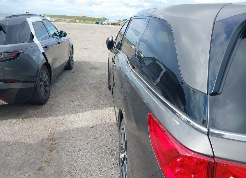 Photo 15 of 2018 Honda Odyssey ELITE (VIN 5FNRL6H99JB054968)