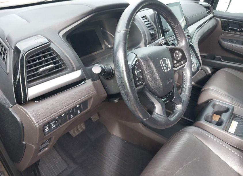 Photo 7 of 2018 Honda Odyssey ELITE (VIN 5FNRL6H99JB054968)