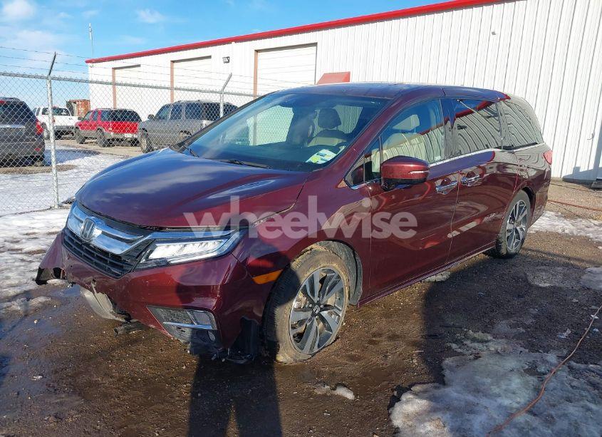 Photo 2 of 2019 Honda Odyssey ELITE (VIN 5FNRL6H99KB074154)