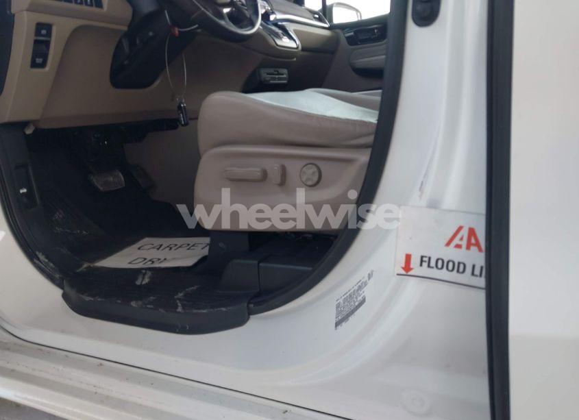 Photo 13 of 2018 Honda Odyssey ELITE (VIN 5FNRL6H9XJB014236)