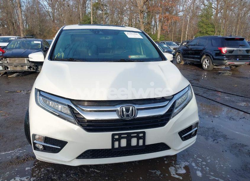 Photo 12 of 2018 Honda Odyssey ELITE (VIN 5FNRL6H9XJB064876)