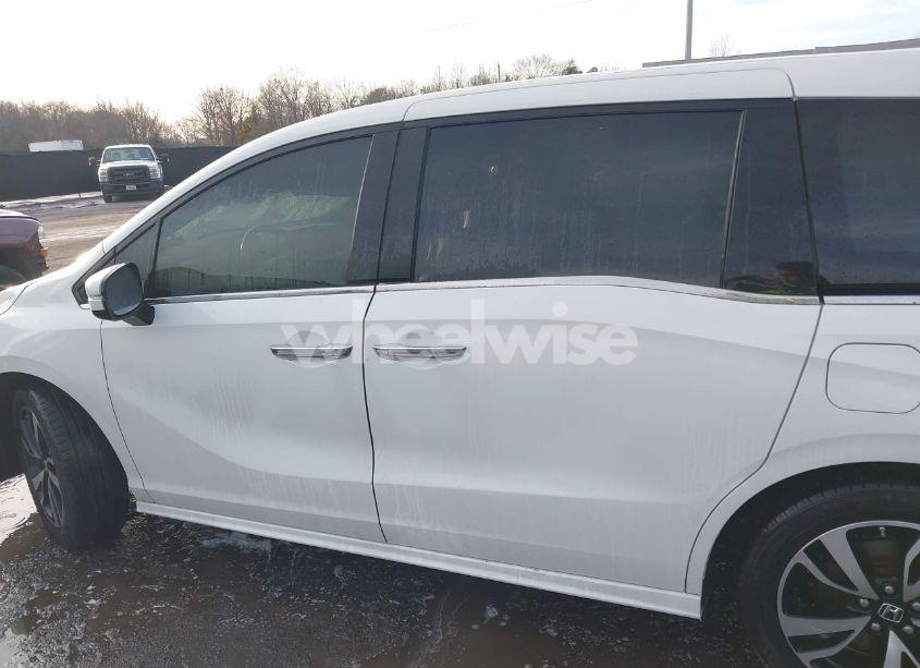 Photo 14 of 2018 Honda Odyssey ELITE (VIN 5FNRL6H9XJB064876)