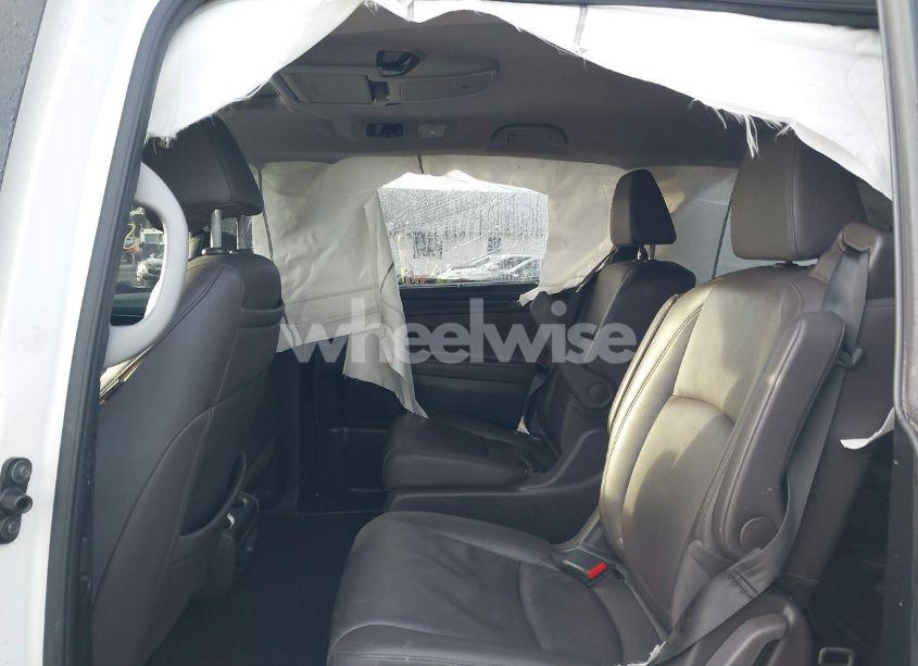 Photo 8 of 2018 Honda Odyssey ELITE (VIN 5FNRL6H9XJB064876)