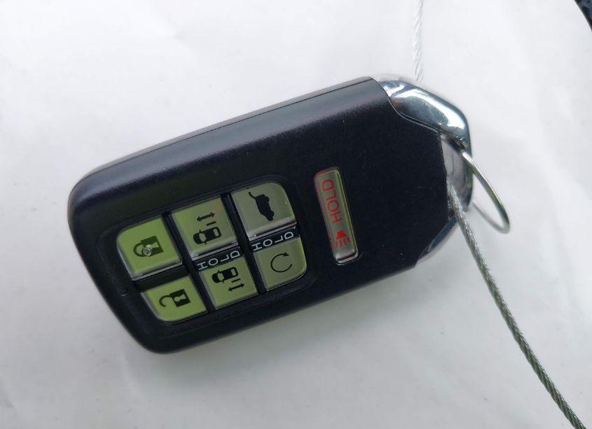 Photo 11 of 2019 Honda Odyssey ELITE (VIN 5FNRL6H9XKB020295)