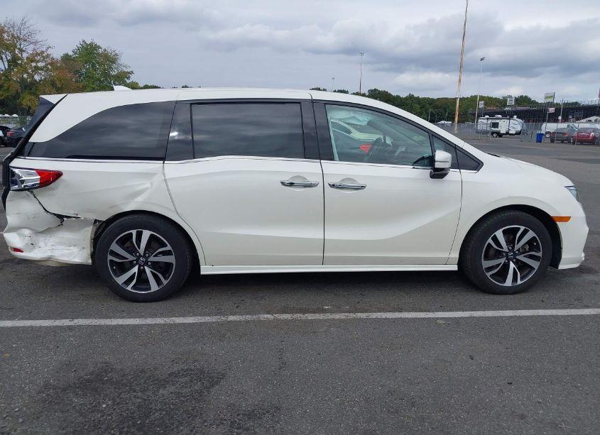 Photo 13 of 2019 Honda Odyssey ELITE (VIN 5FNRL6H9XKB020295)