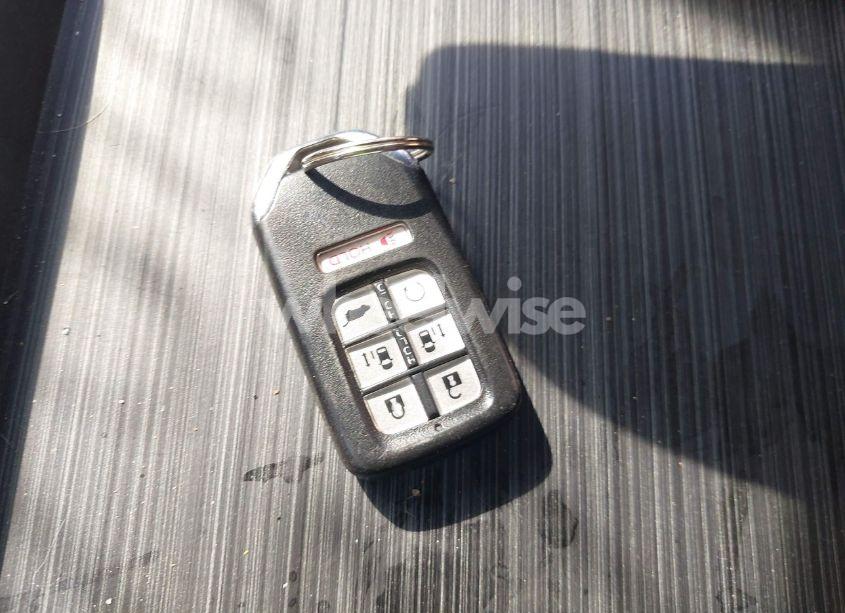 Photo 11 of 2020 Honda Odyssey ELITE (VIN 5FNRL6H9XLB040967)