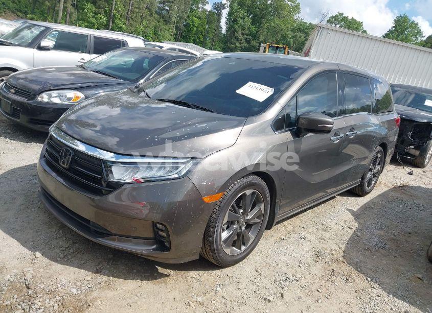Photo 2 of 2022 Honda Odyssey ELITE (VIN 5FNRL6H9XNB042639)