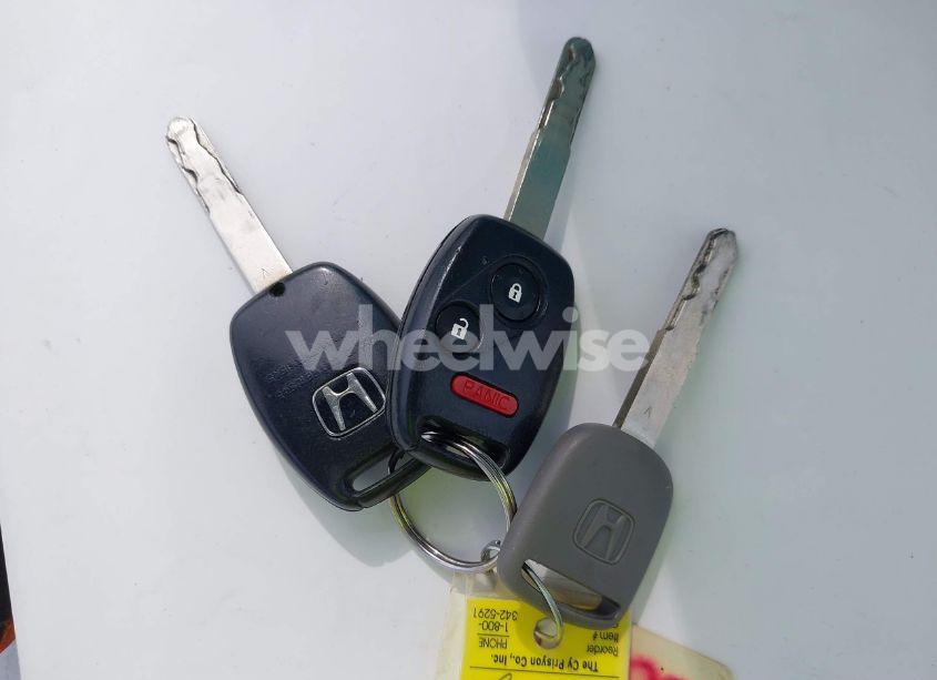 Photo 11 of 2007 Honda Pilot LX (VIN 5FNYF18107B016599)