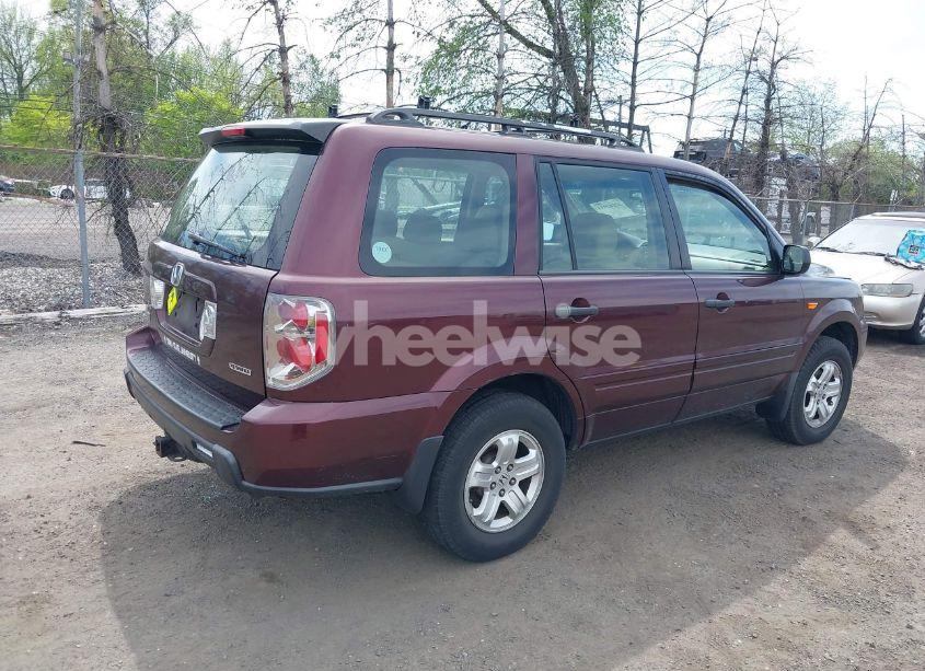 Photo 4 of 2007 Honda Pilot LX (VIN 5FNYF18107B016599)