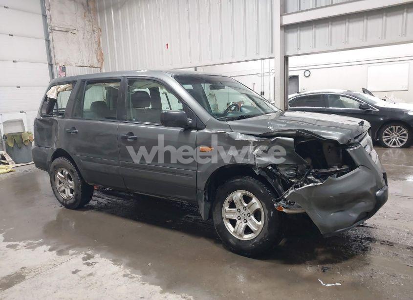 Photo 13 of 2007 Honda Pilot LX (VIN 5FNYF18107B018031)