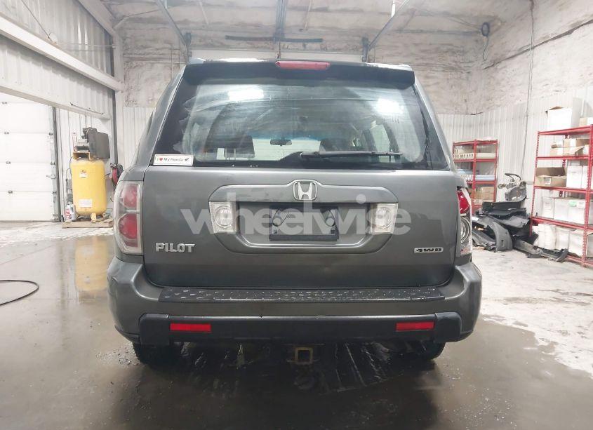 Photo 16 of 2007 Honda Pilot LX (VIN 5FNYF18107B018031)