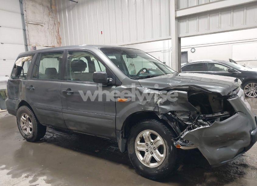 Photo 6 of 2007 Honda Pilot LX (VIN 5FNYF18107B018031)