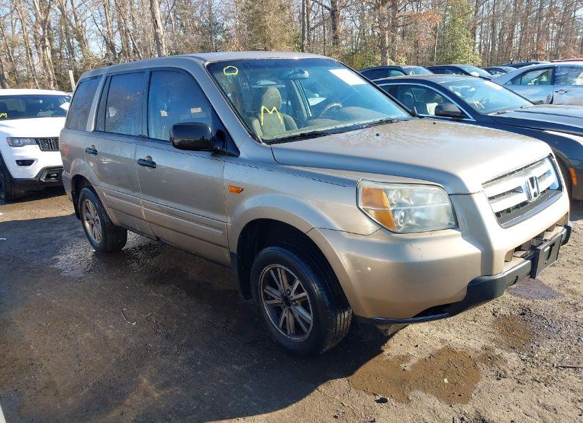 2006 Honda Pilot LX (VIN 5FNYF18136B000234) main photo