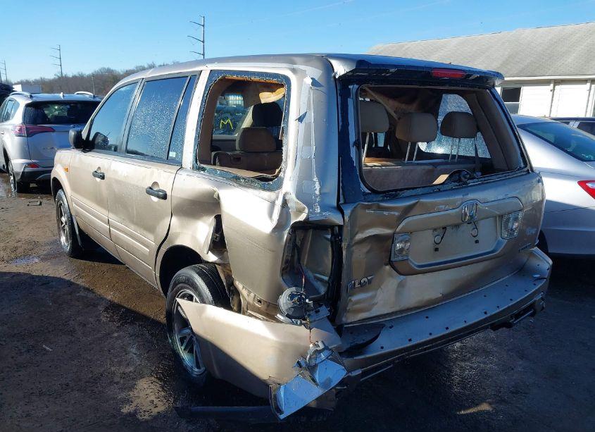 Photo 6 of 2006 Honda Pilot LX (VIN 5FNYF18136B000234)