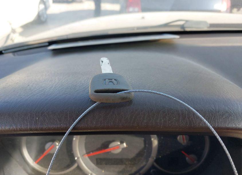 Photo 11 of 2006 Honda Pilot LX (VIN 5FNYF18156B005824)