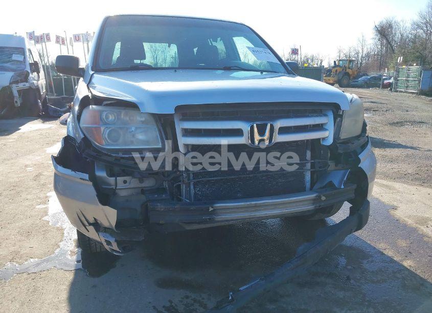 Photo 6 of 2007 Honda Pilot LX (VIN 5FNYF18167B012783)