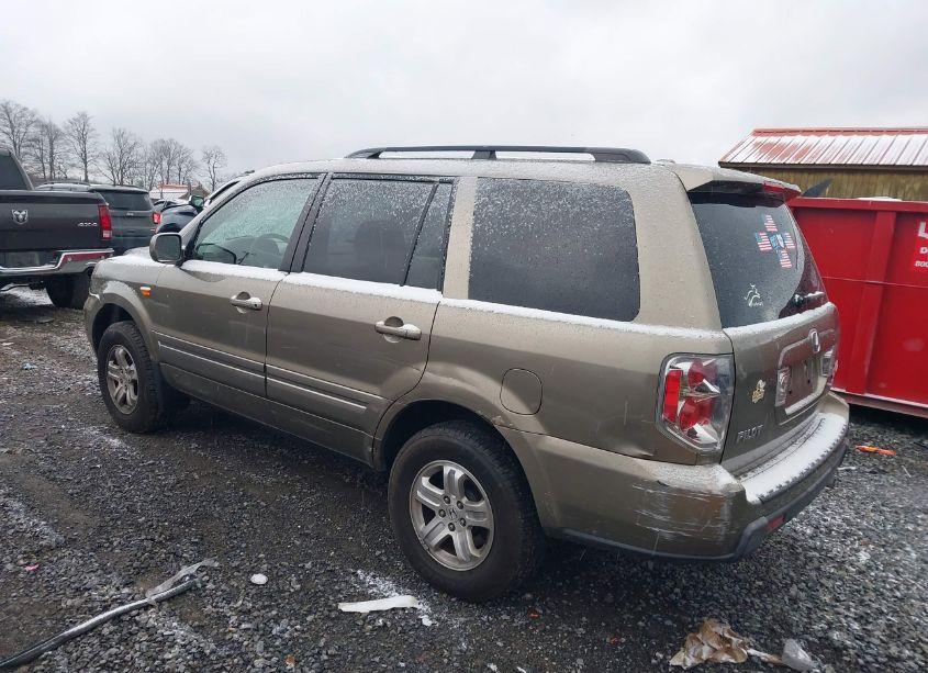 Photo 3 of 2008 Honda Pilot VP (VIN 5FNYF18208B049015)