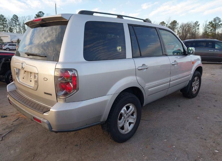 Photo 4 of 2008 Honda Pilot VP (VIN 5FNYF18238B042172)