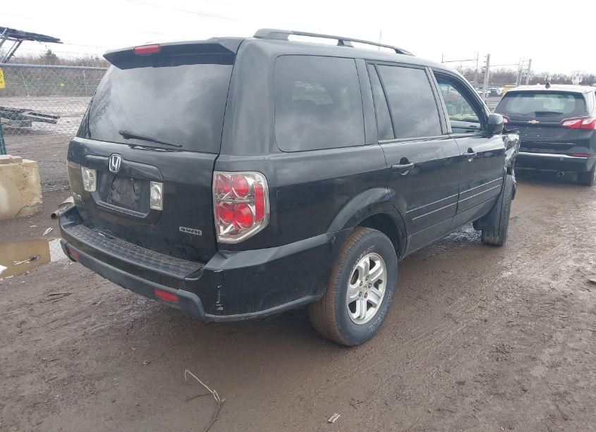 Photo 4 of 2008 Honda Pilot VP (VIN 5FNYF18238B050675)