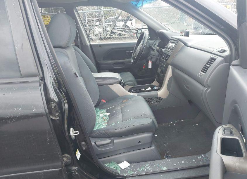 Photo 5 of 2008 Honda Pilot VP (VIN 5FNYF18238B050675)